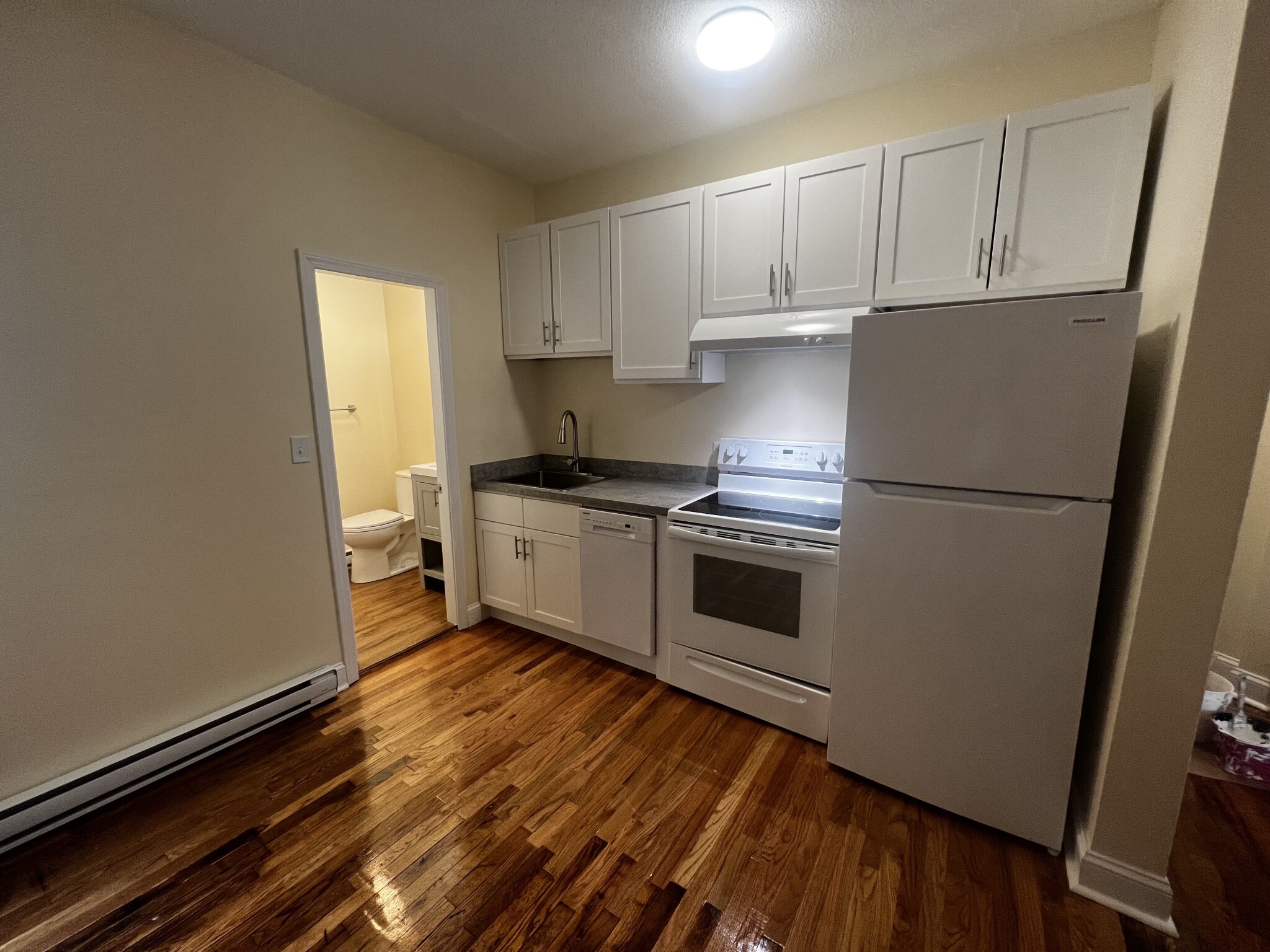 892 Huntington Ave, Mission Hill