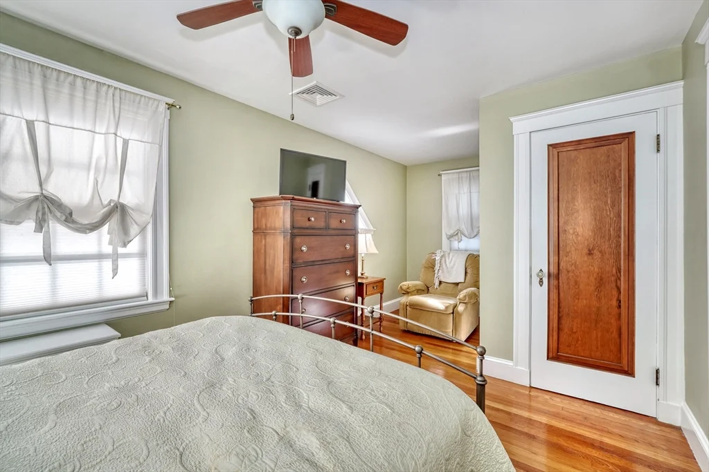 46 Goss Ave, Melrose