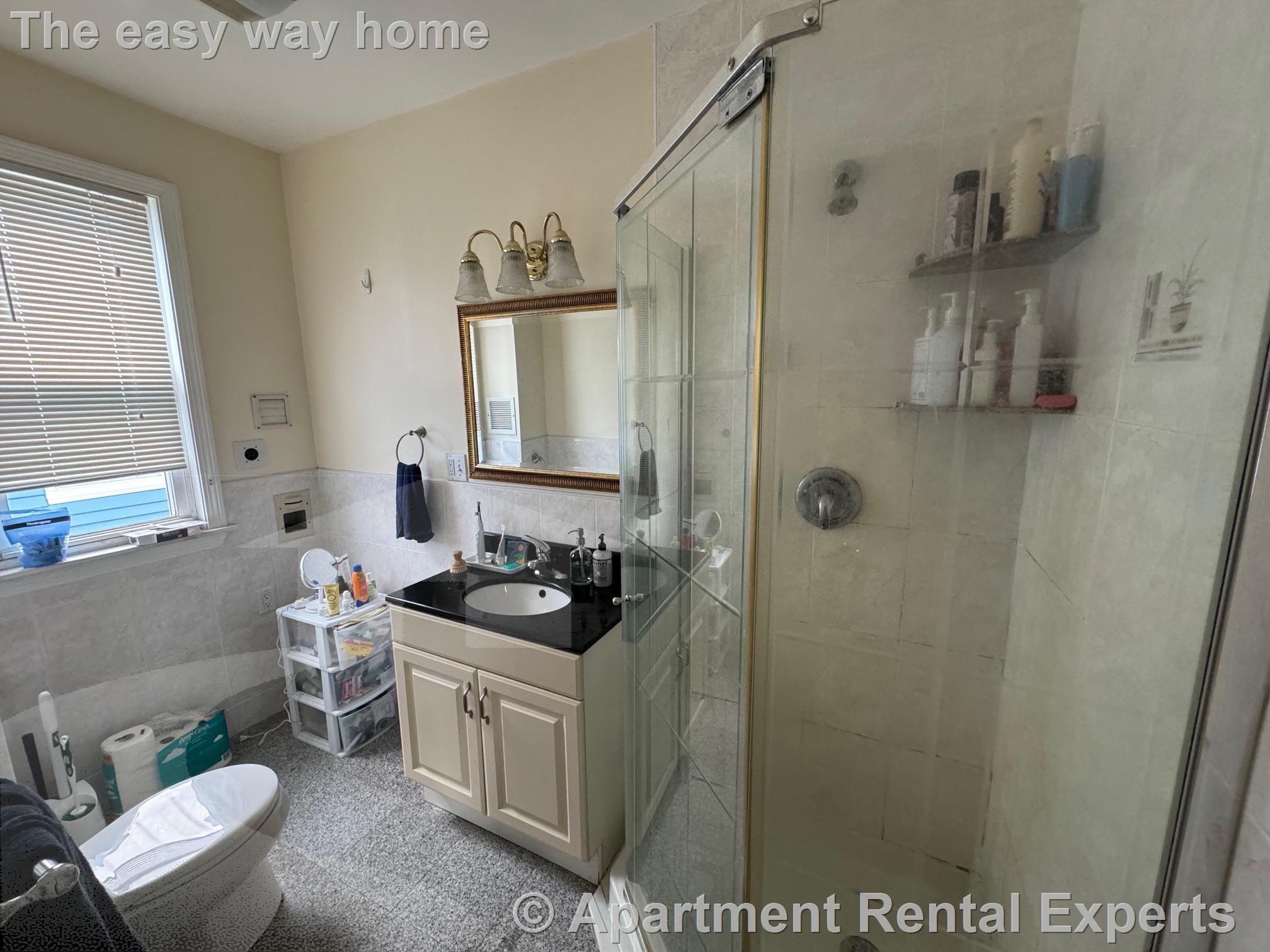 33-35 Magnus Ave, Ward Two