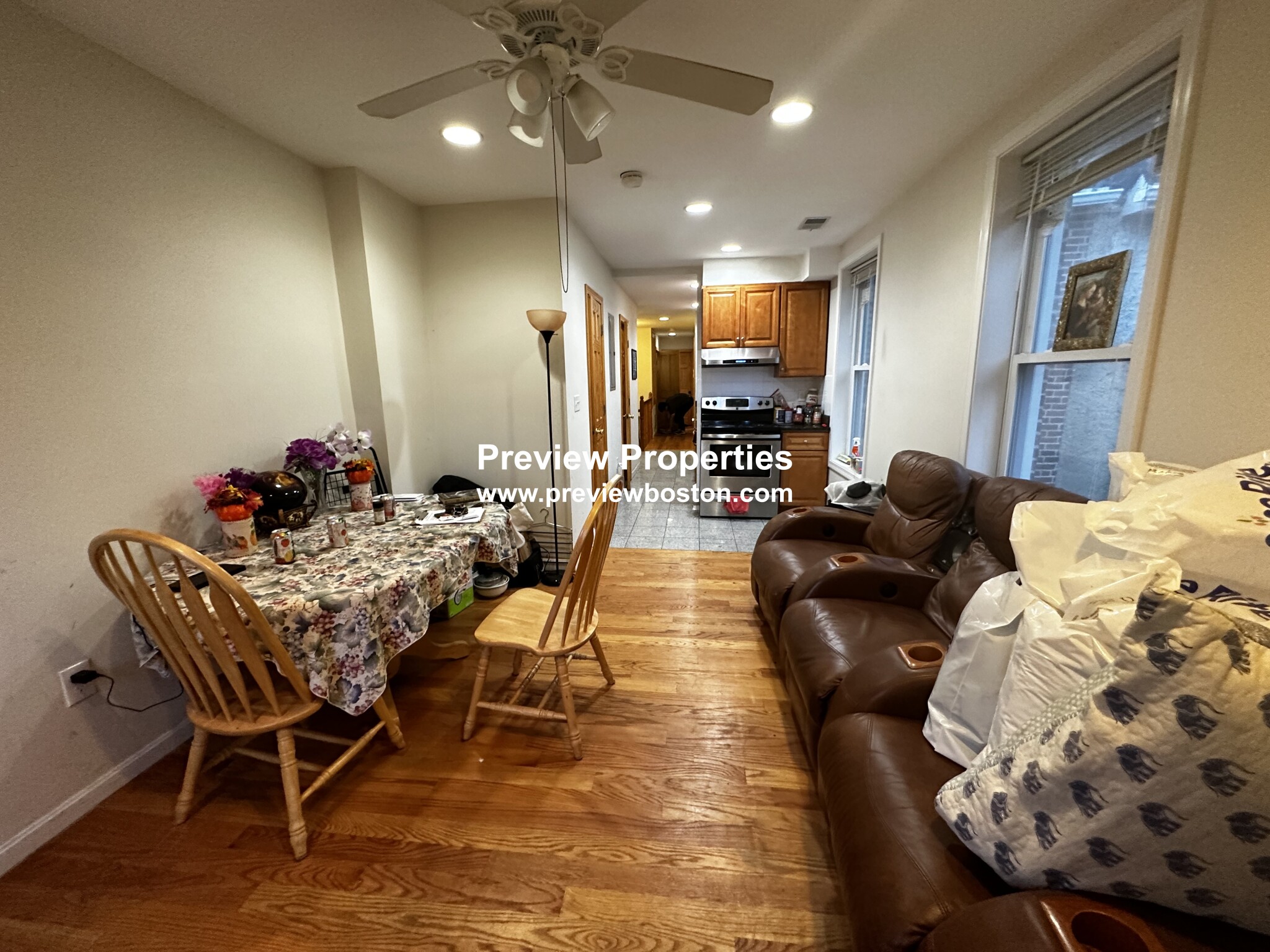 10 Moreland, Roxbury