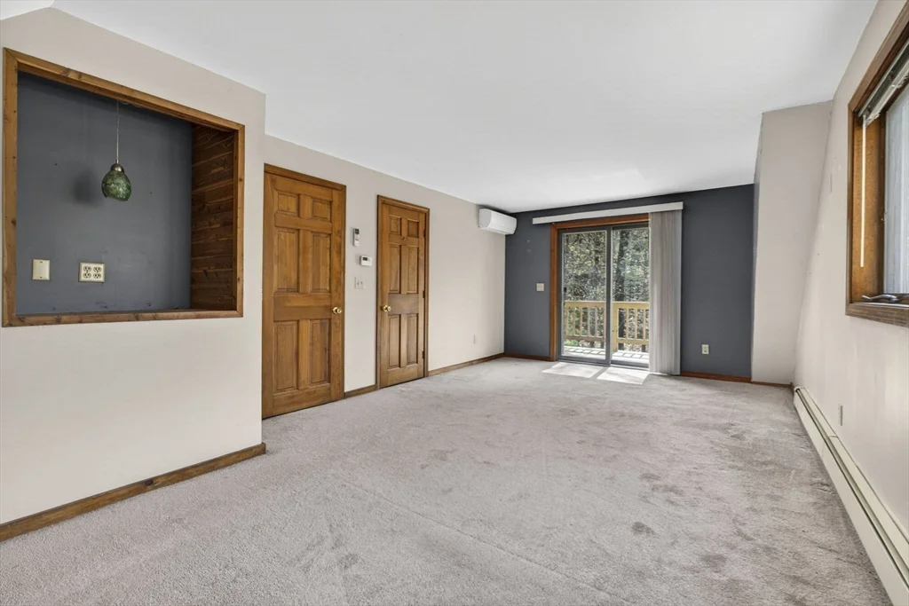 6 Pine Woods Rd, East Kingston