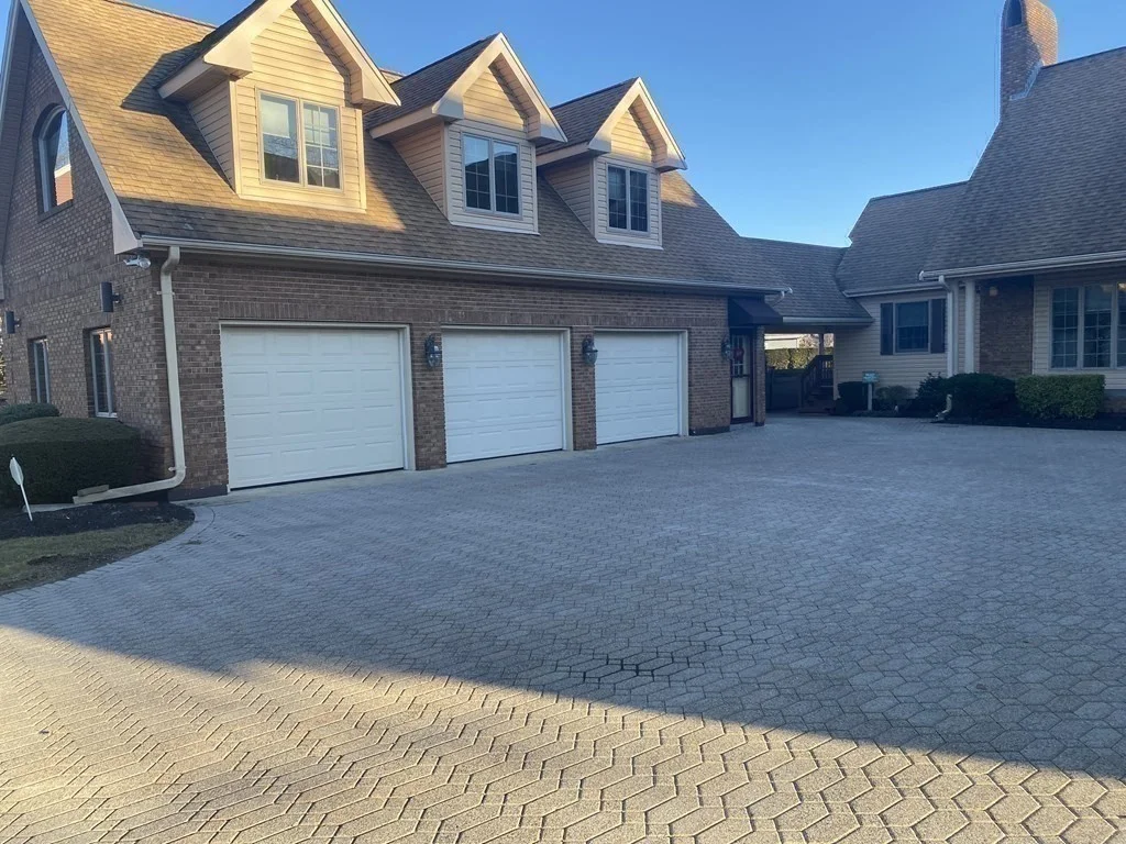 124 Gardiner Rd, Quincy