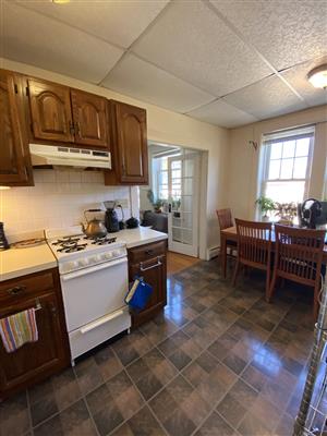 36 College Ave, Tufts