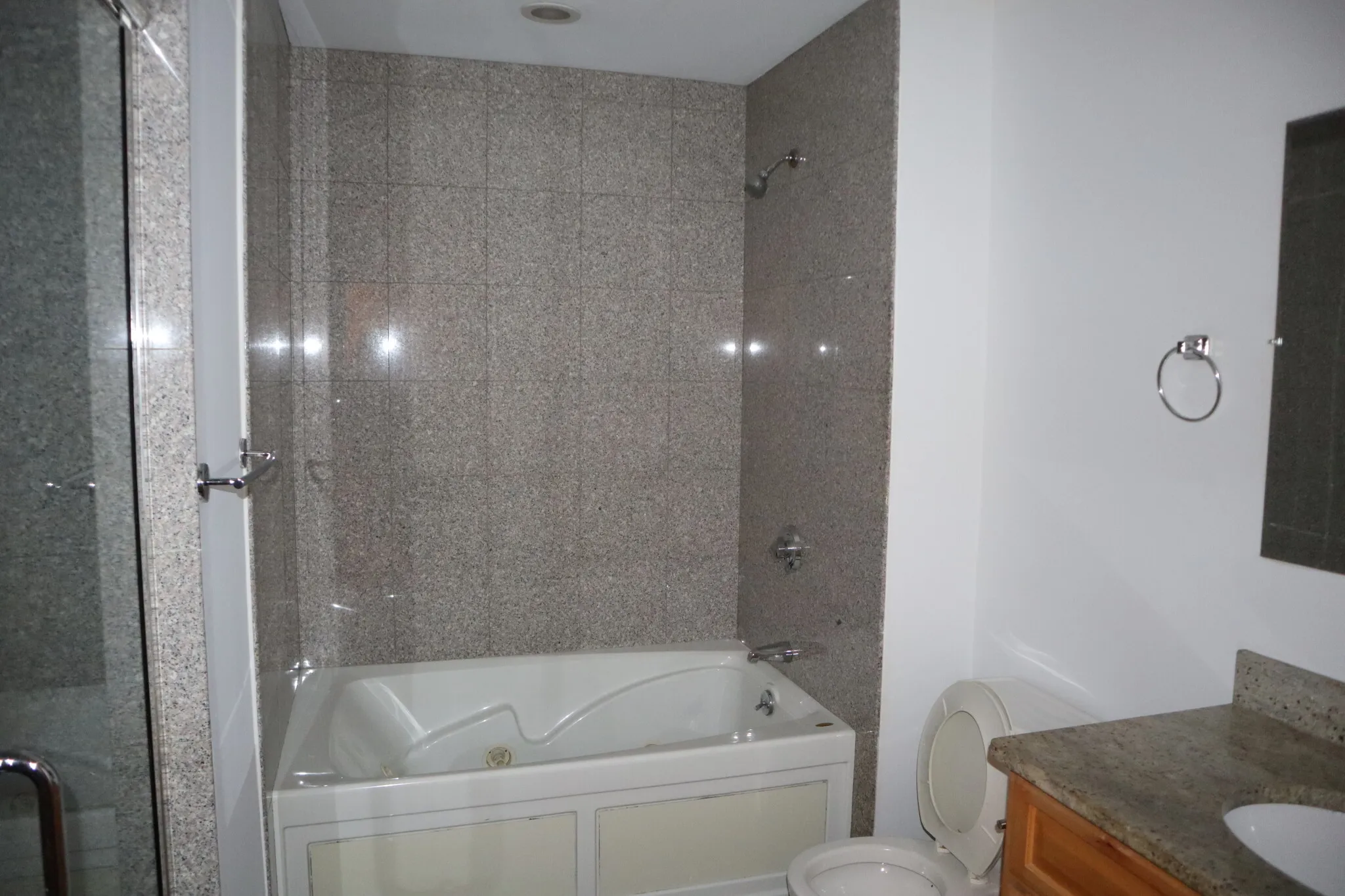 254 Friend St, West End