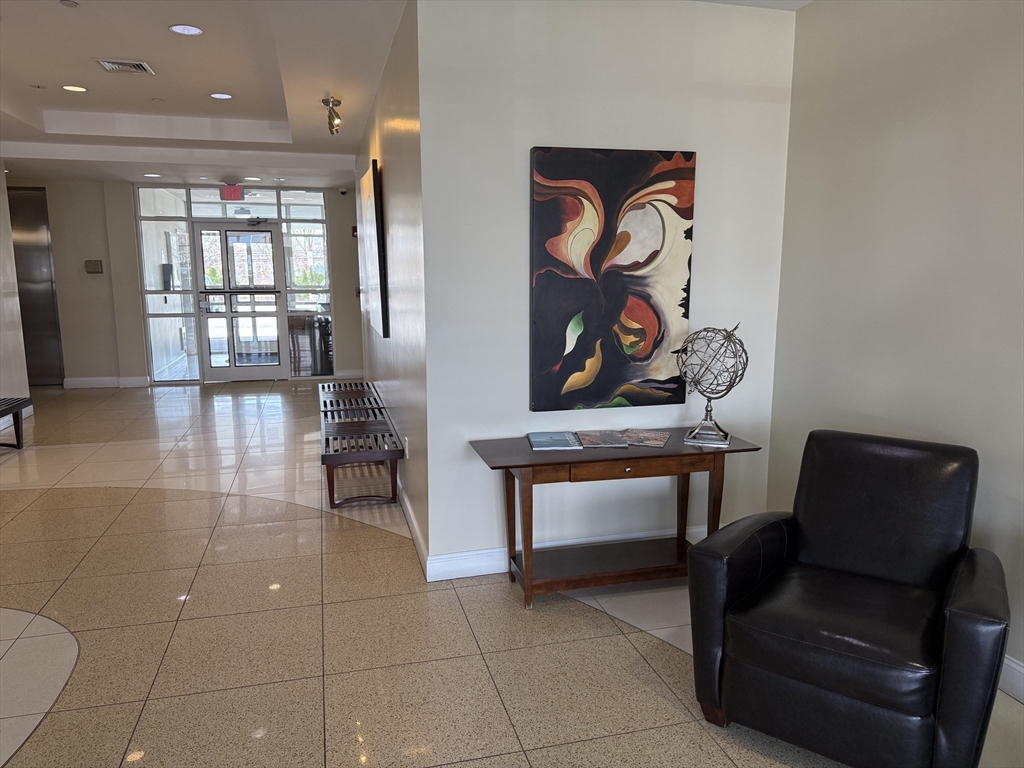 10 Ocean Ave, Revere Beach