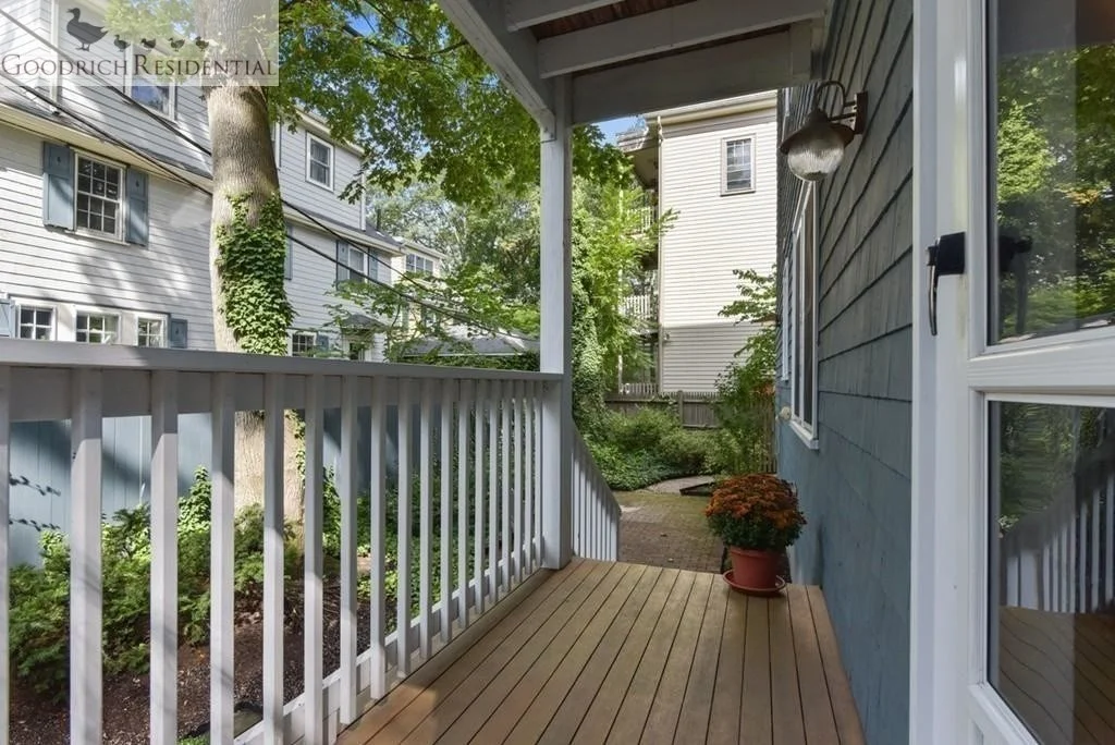 23 Goldsmith St, Jamaica Plain