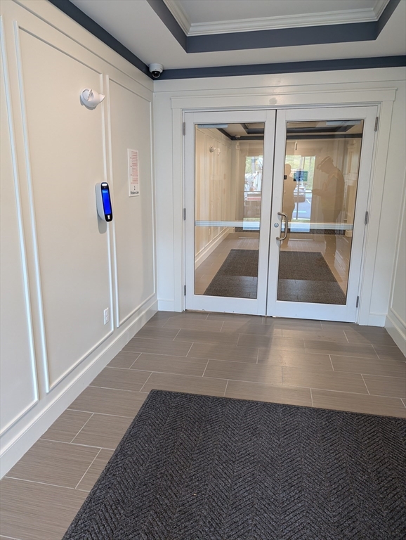 2 Winslow Ln, North Grafton