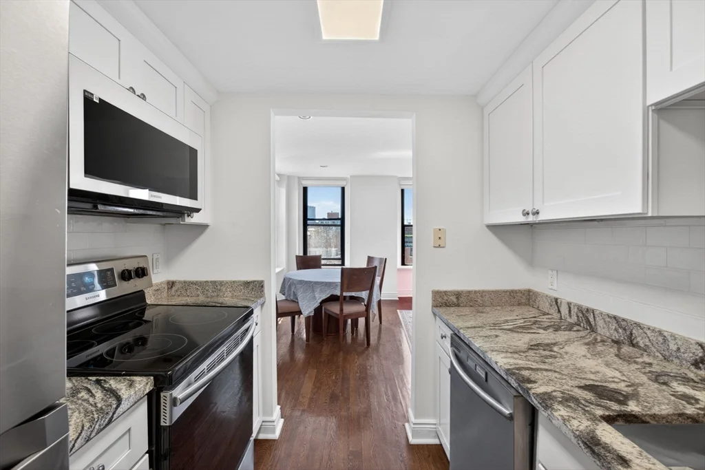 4 Charlesgate E, Back Bay