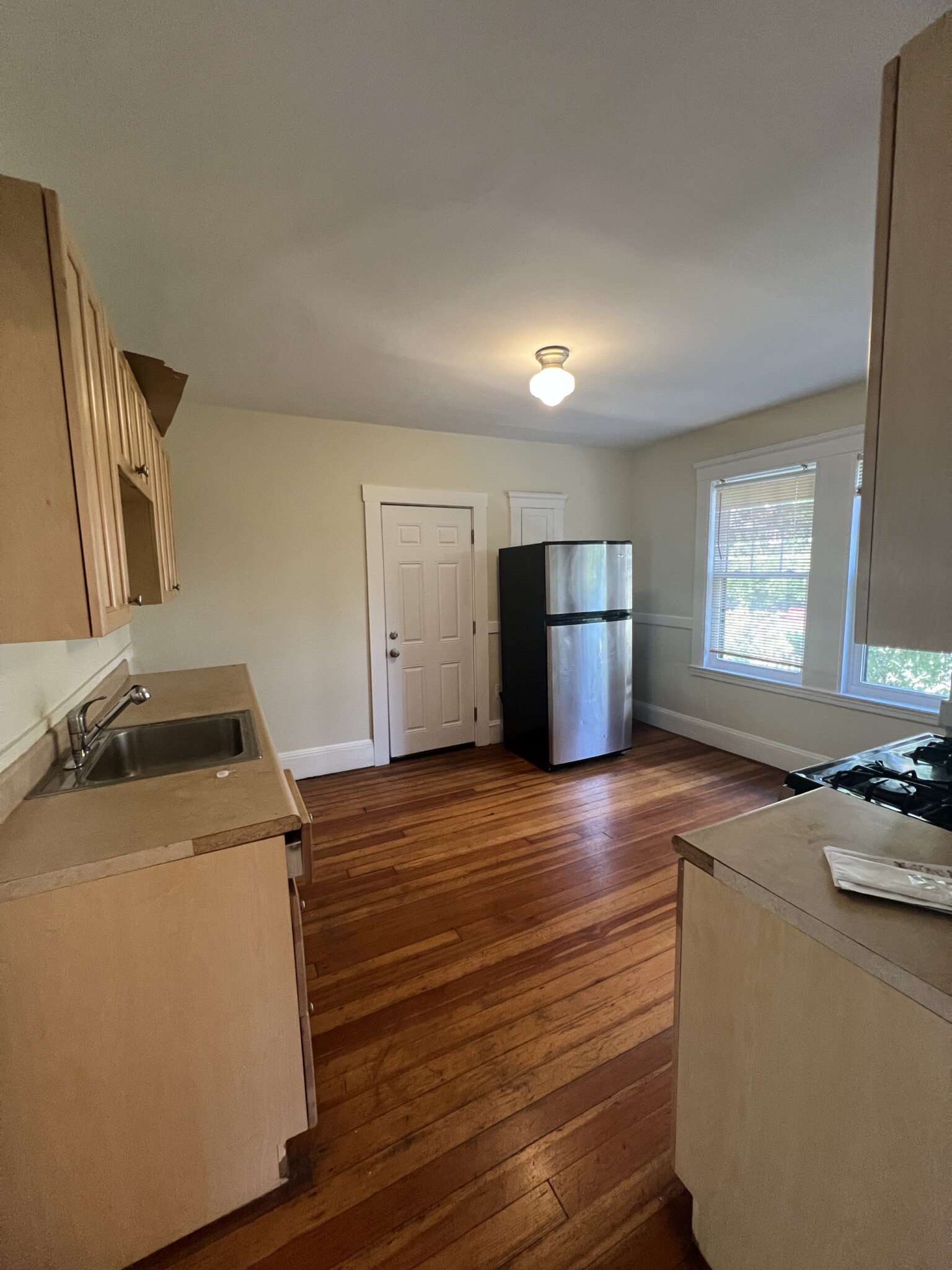 9 Stedman St, Jamaica Plain