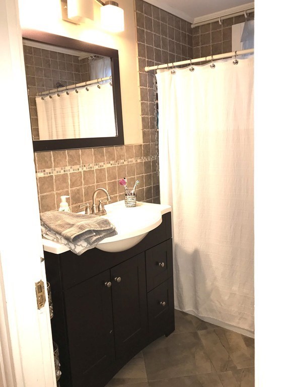 12 Winfield, South Boston