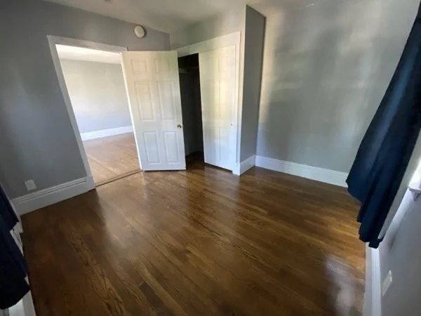 17 Harding Ave, Waltham