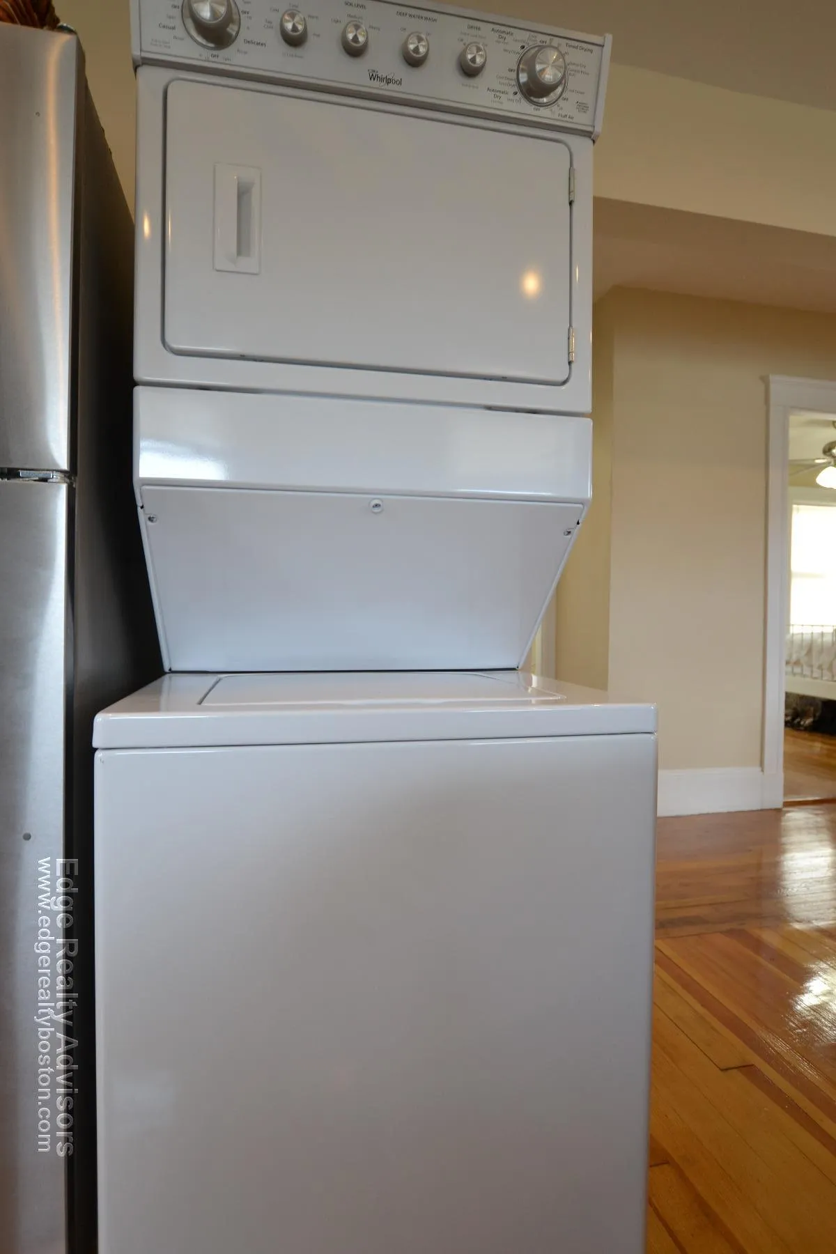 40 Glencoe St, Oak Square