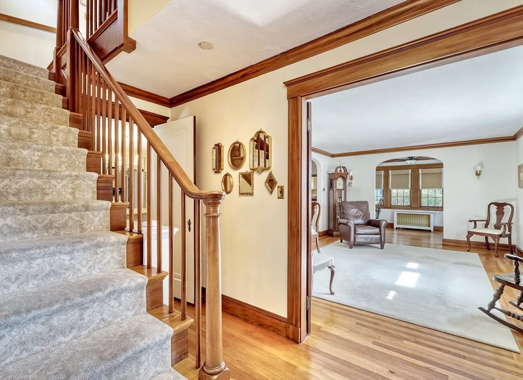 46 Goss Ave, Melrose