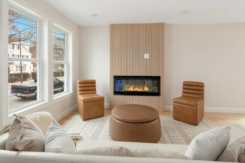 157 Boston Ave, West Somerville