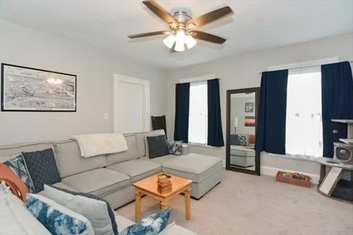 90 Dean Ave, Franklin