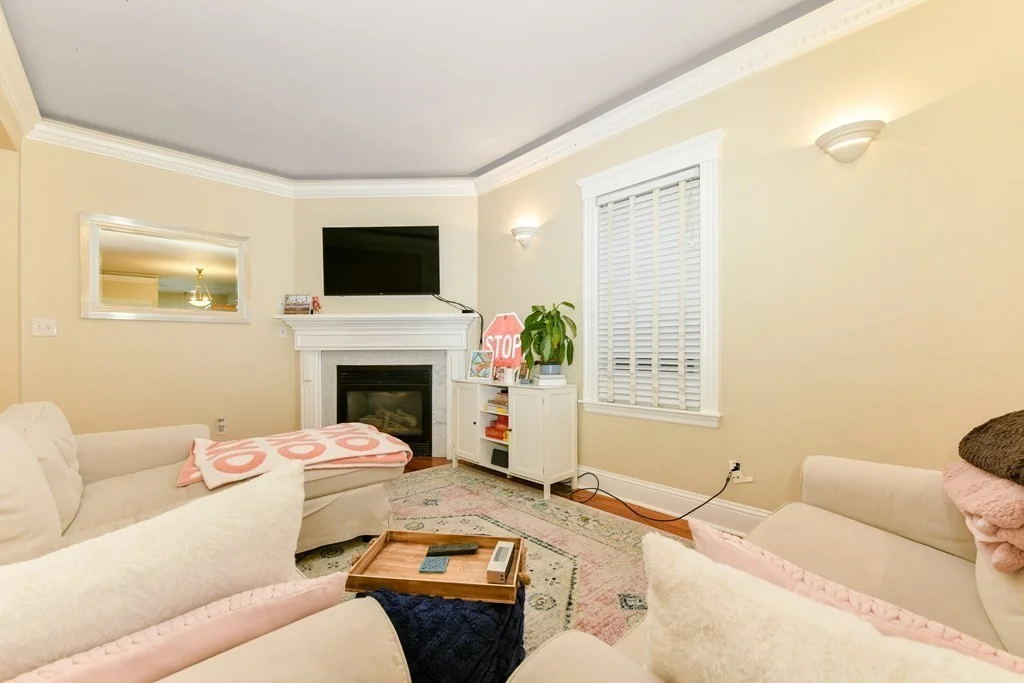 733 E 3rd St, South Boston