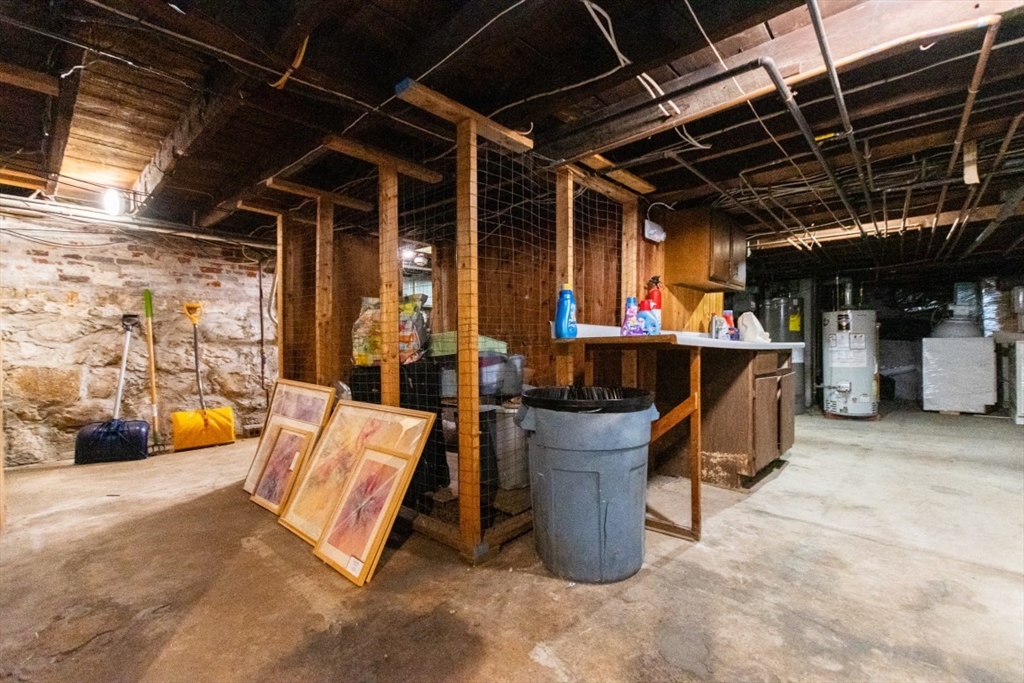 21-1 Spring St, Stoneham