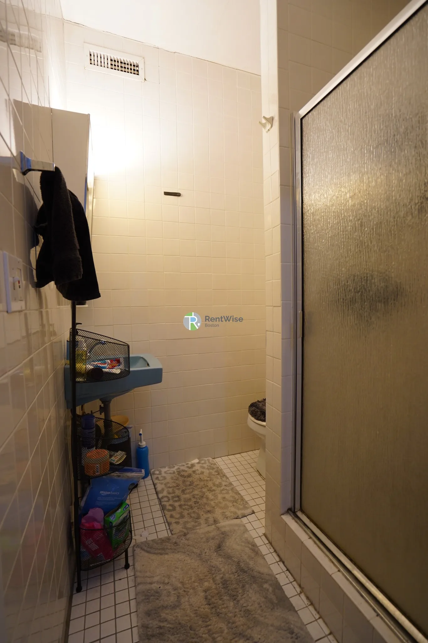 174 Harvard St, Coolidge Corner