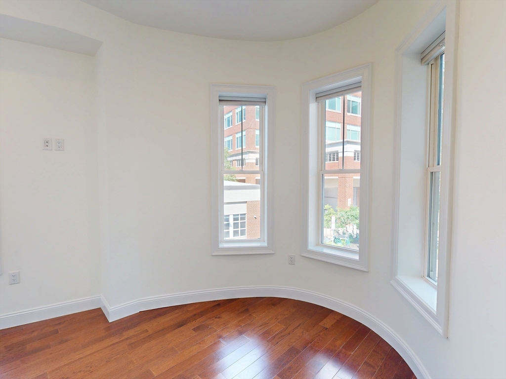 2 Market St, Kendall Square