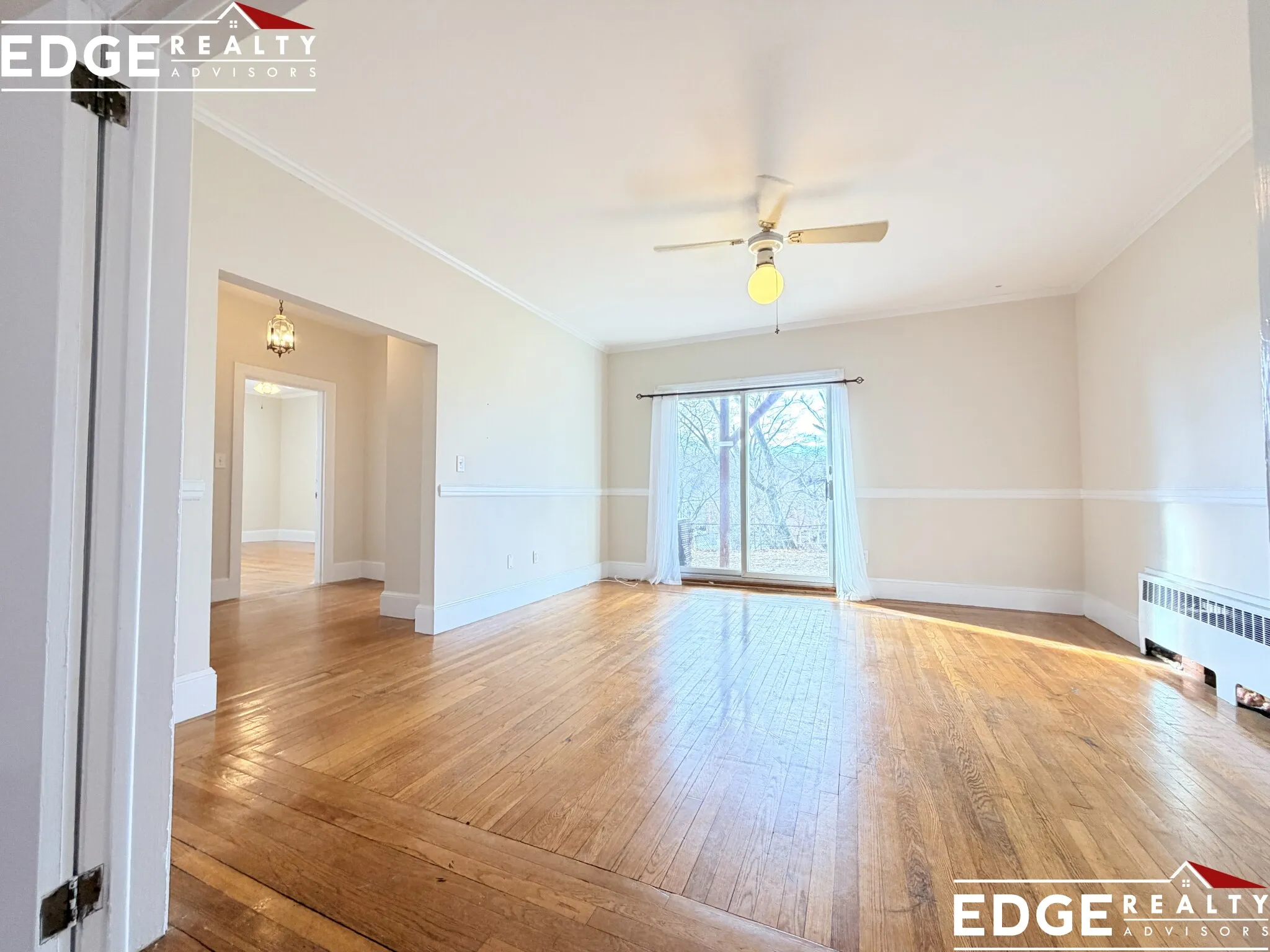 1 Allen Rd, Oak Square