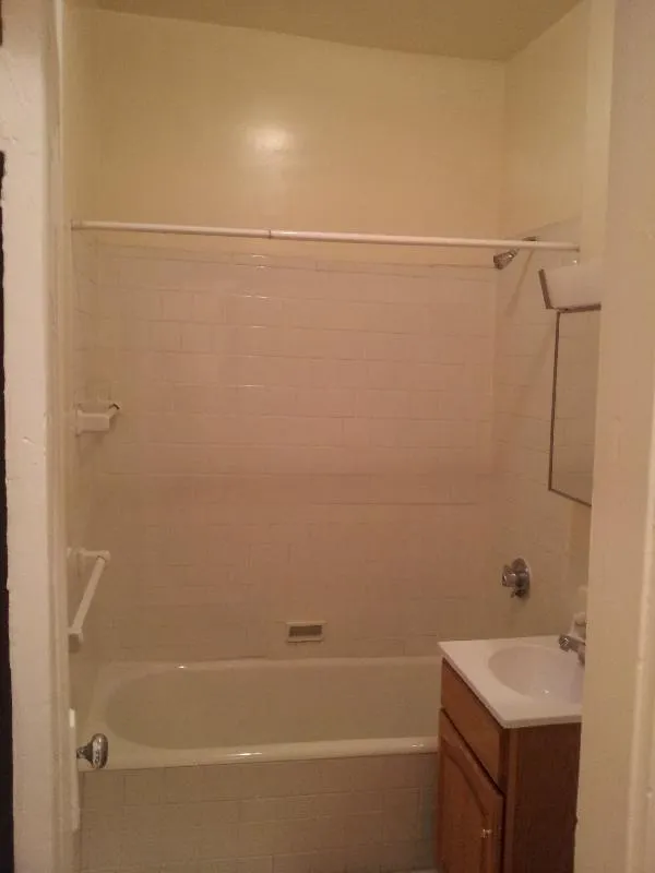 1610 Massachusetts Ave, Neighborhood Nine