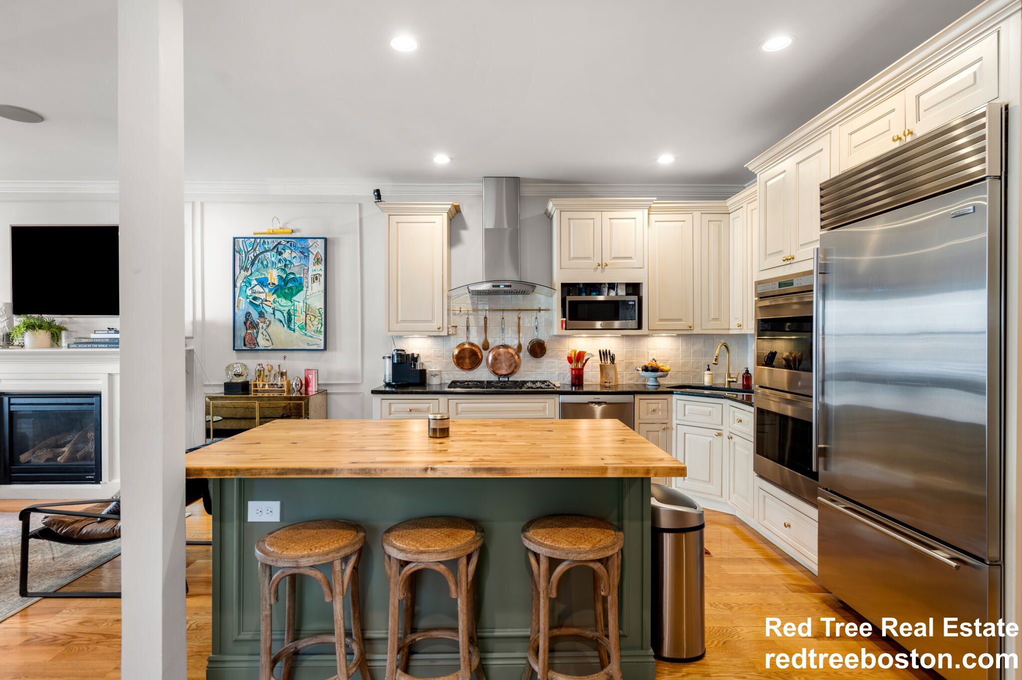 687 East 6th St, South Boston