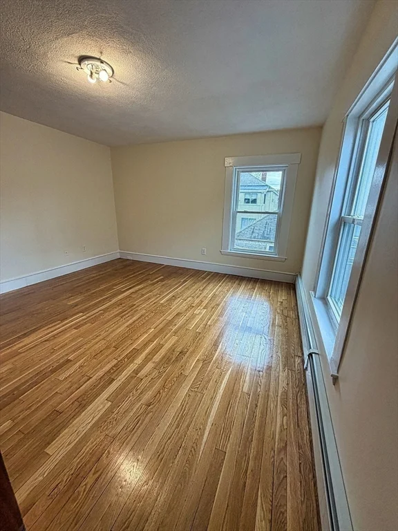 12-14 Mckenn St, Waltham