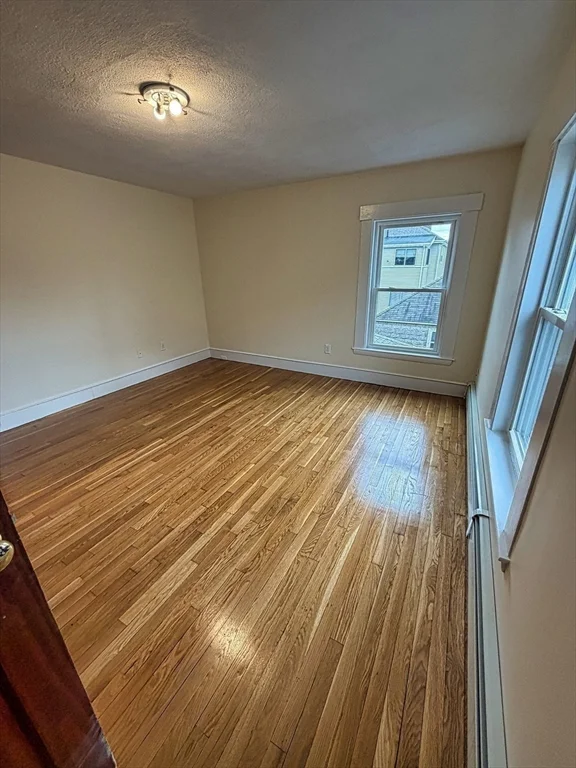 12-14 Mckenn St, Waltham
