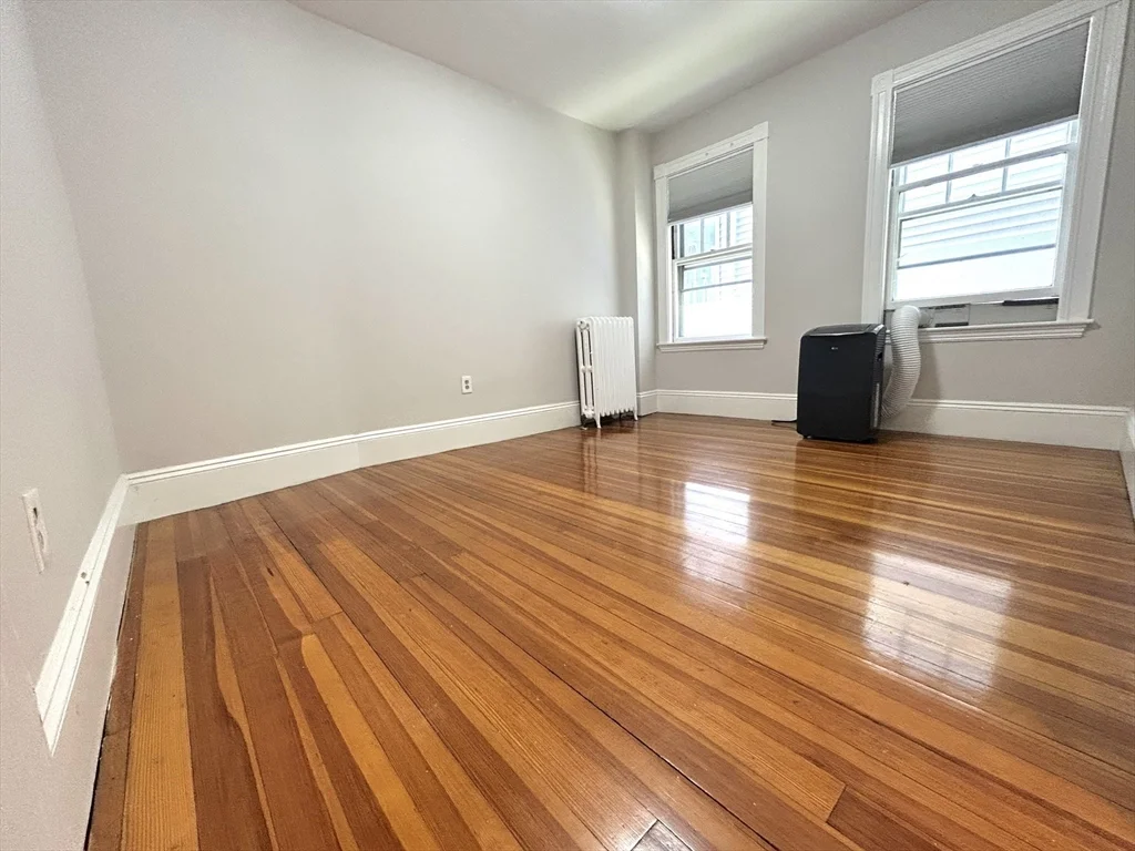 59 Ackers Ave, Brookline
