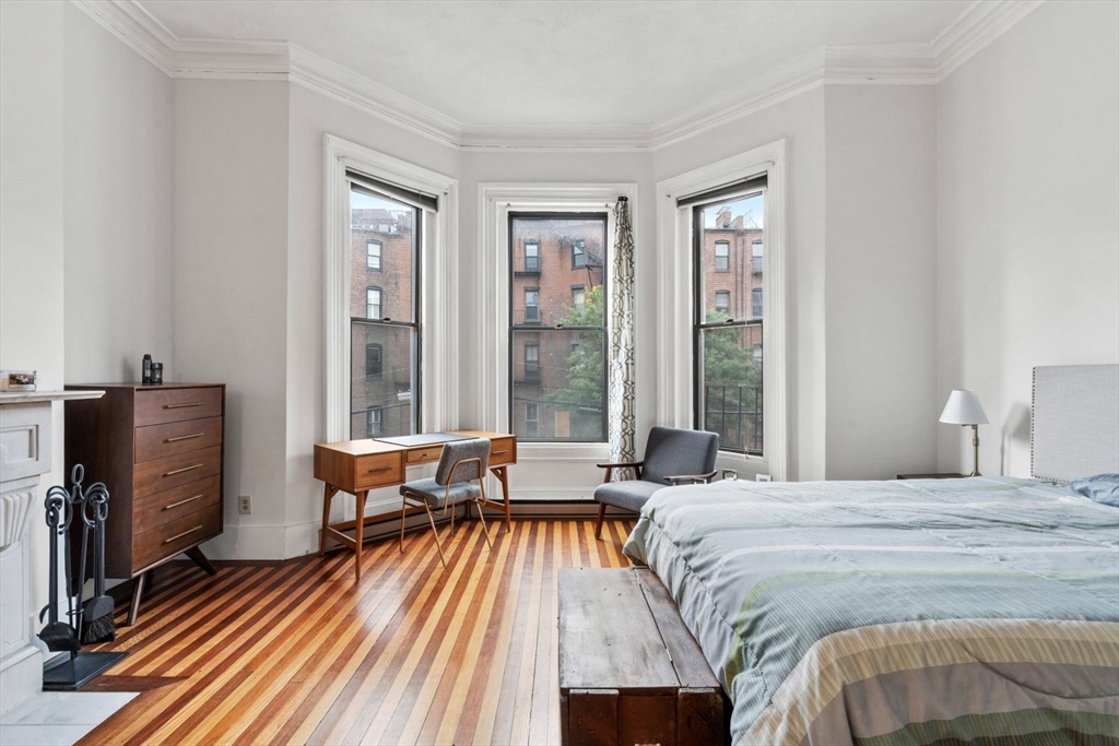 389 Beacon St, Back Bay