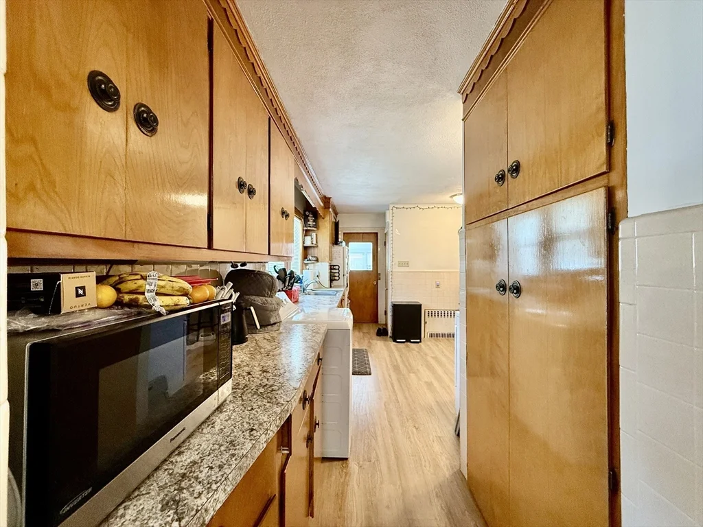 91 Shore Dr, Ten Hills