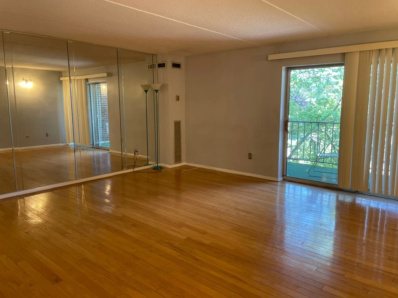 56 Broadlawn Park, Chestnut Hill