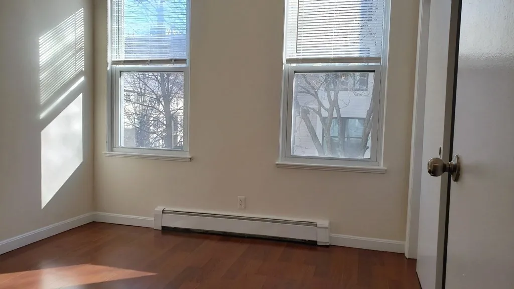 65 Brookline St, Central Square