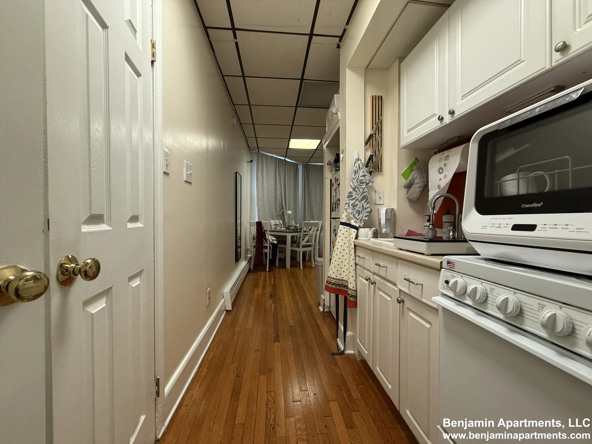 879 Beacon St, Fenway