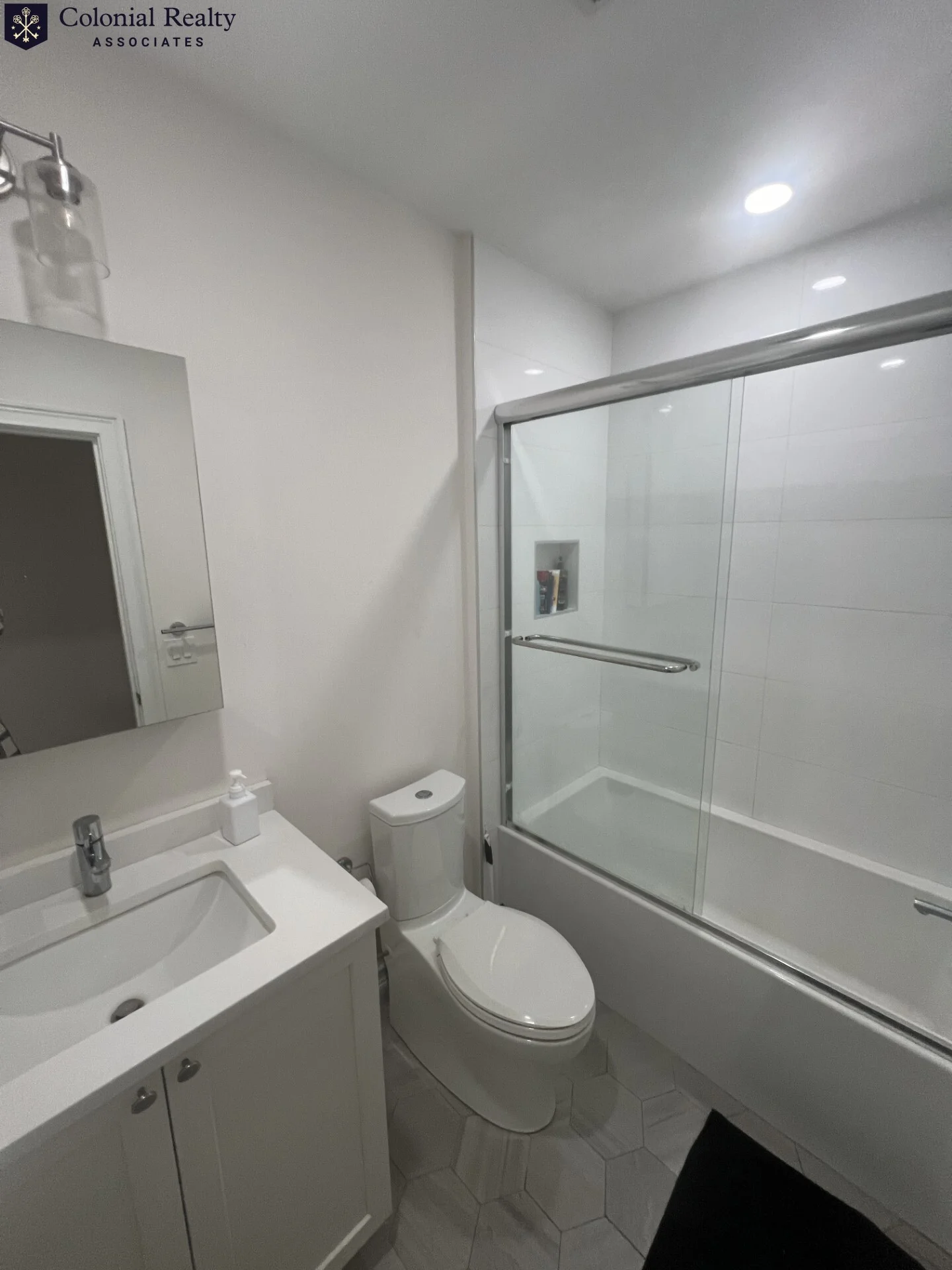 14 Mount Hood Rd, Brighton