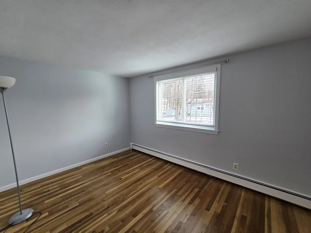 194 Lincoln St, Stoughton