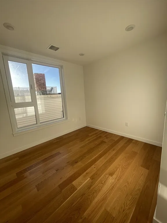 267 Old Colony Ave, South Boston