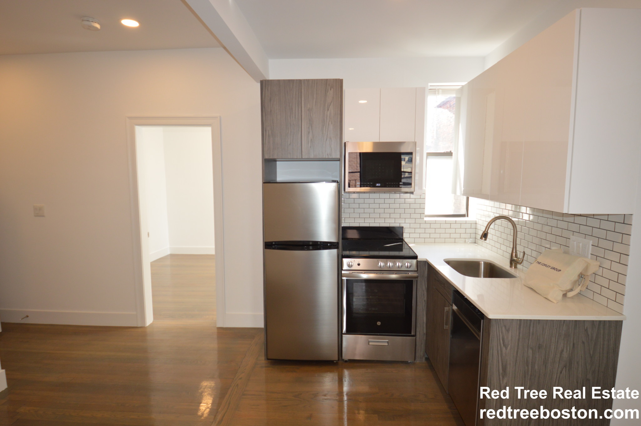 11 Queensberry St, Fenway