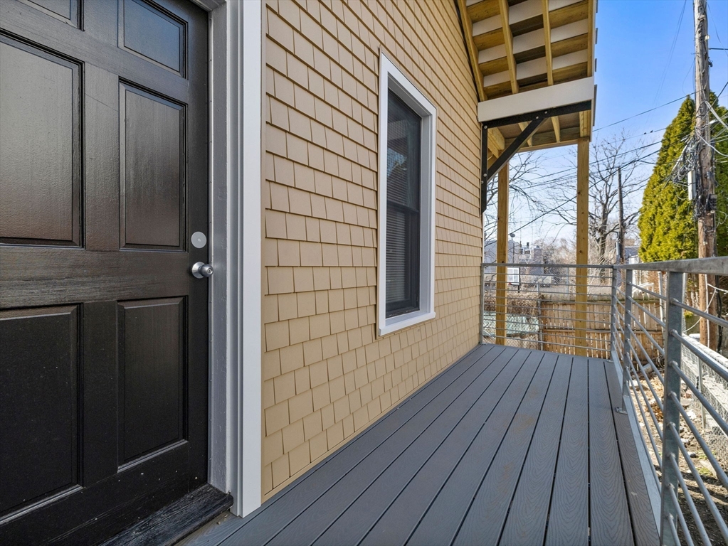 69 Putnam St, East Boston