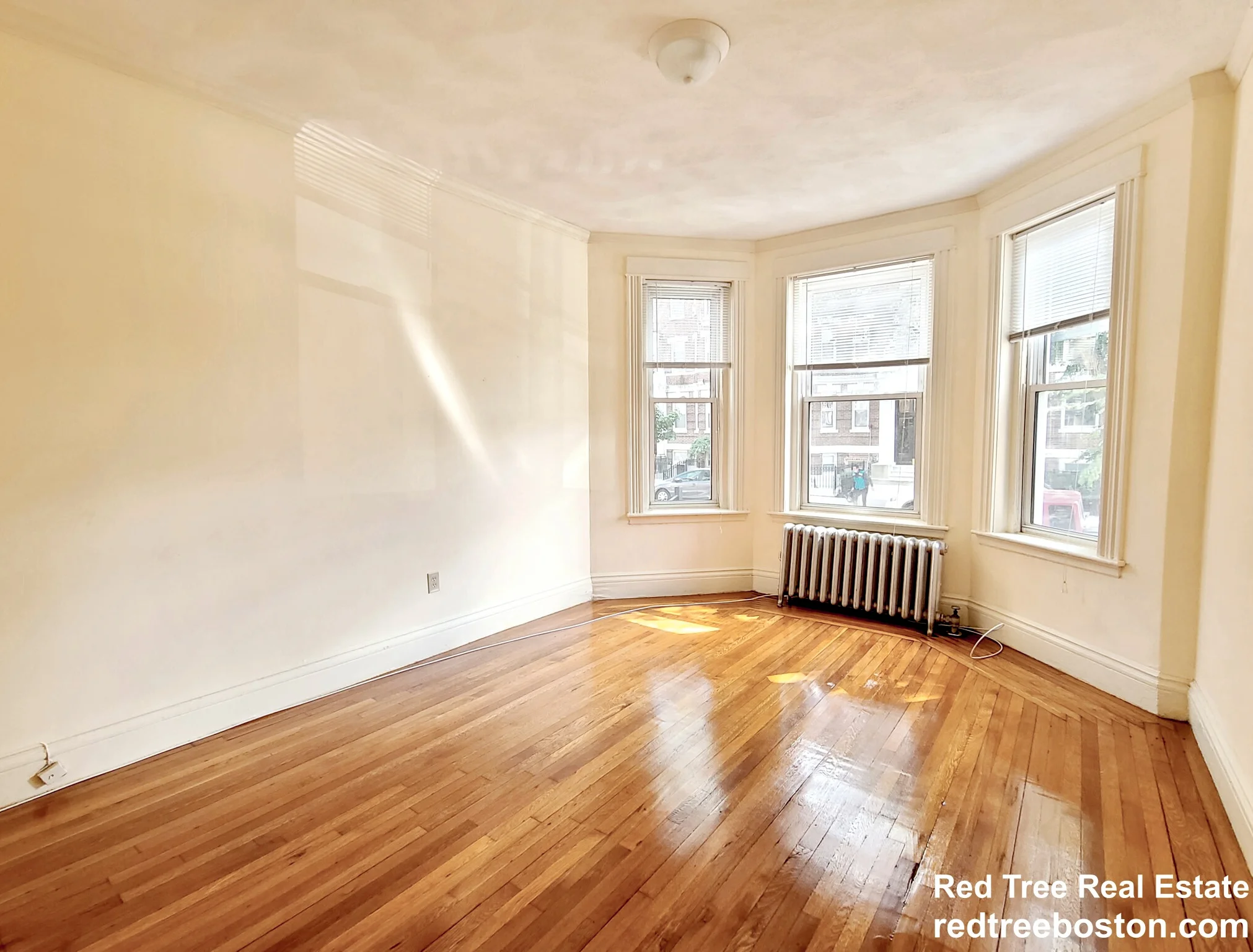 124 Peterborough St, Fenway