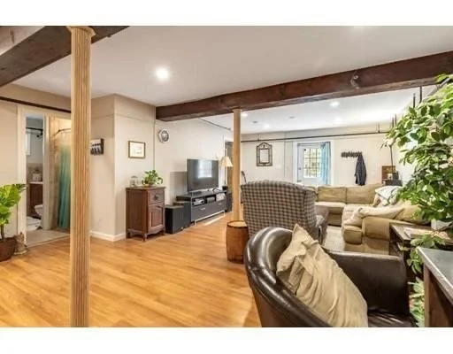 3 Allen Rd, Brighton