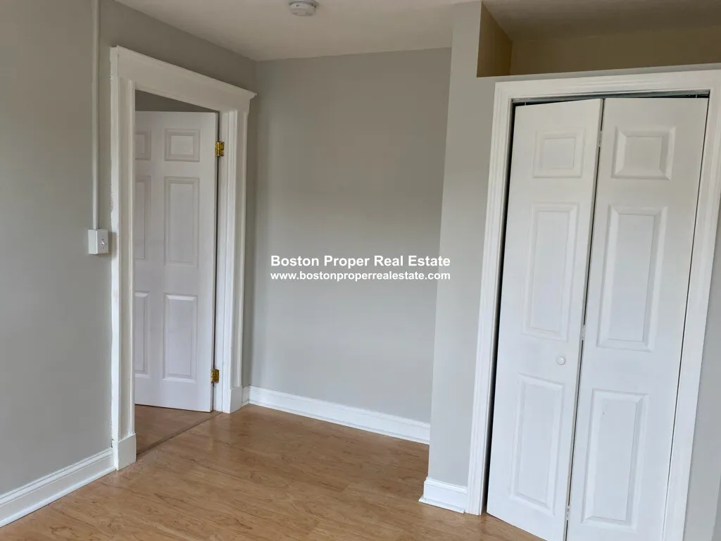 220 Hanover St, North End