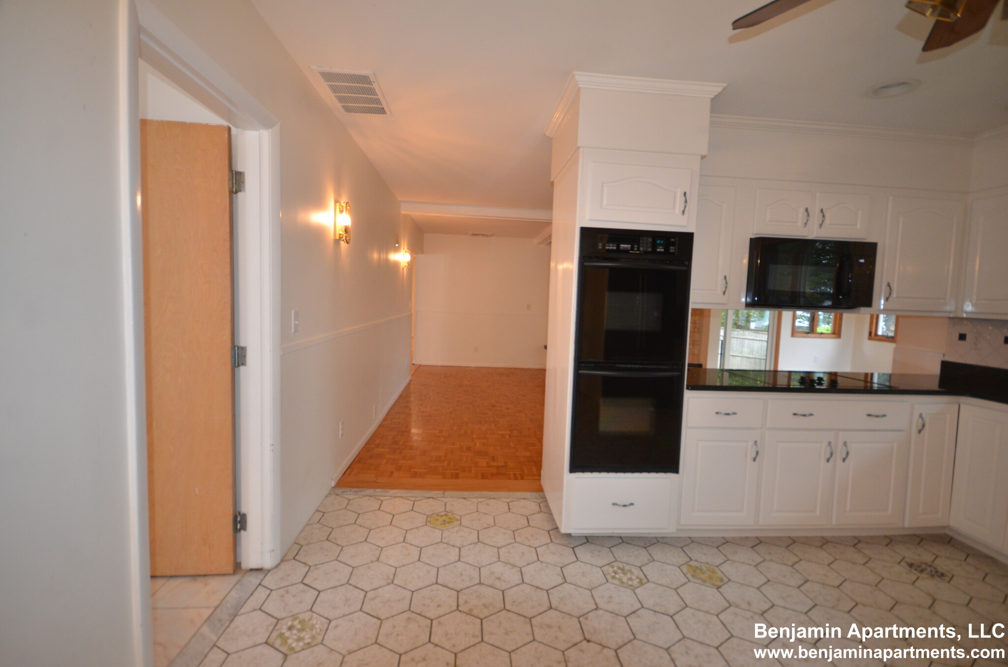 20 Mossdale Rd, Jamaica Plain