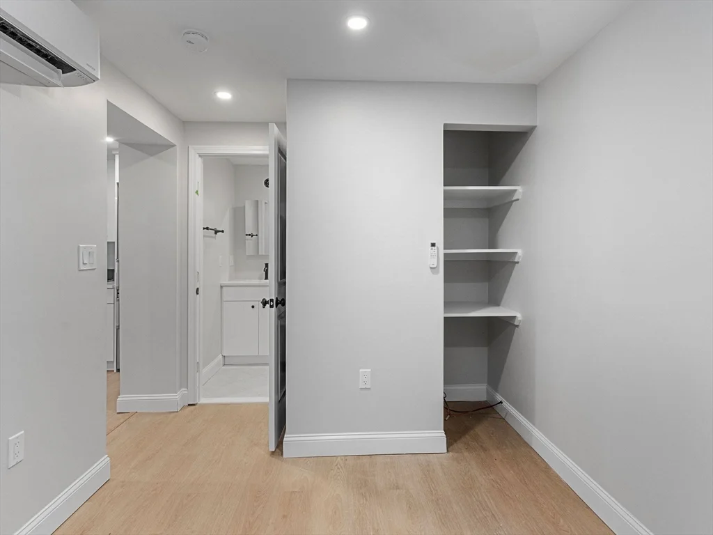 4 Hull St, North End