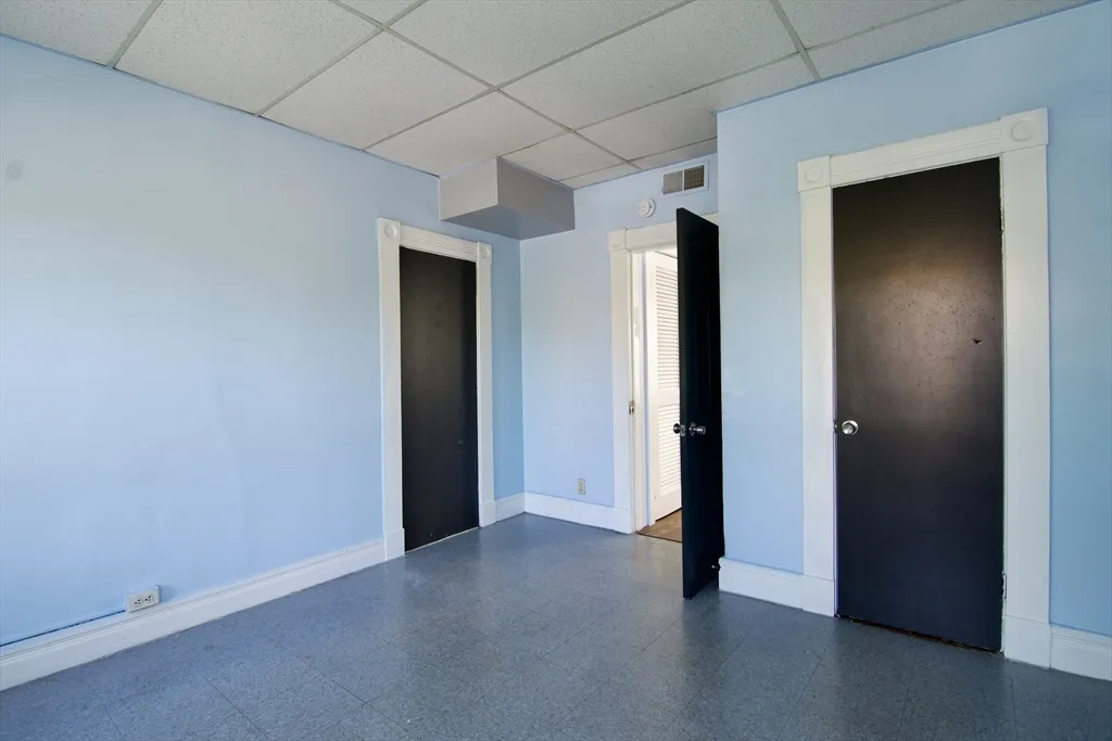 425 Taylor St, Springfield