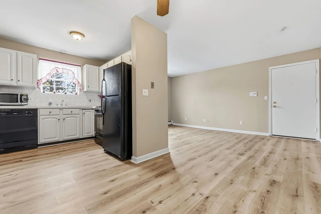 6 Venice St, Danvers