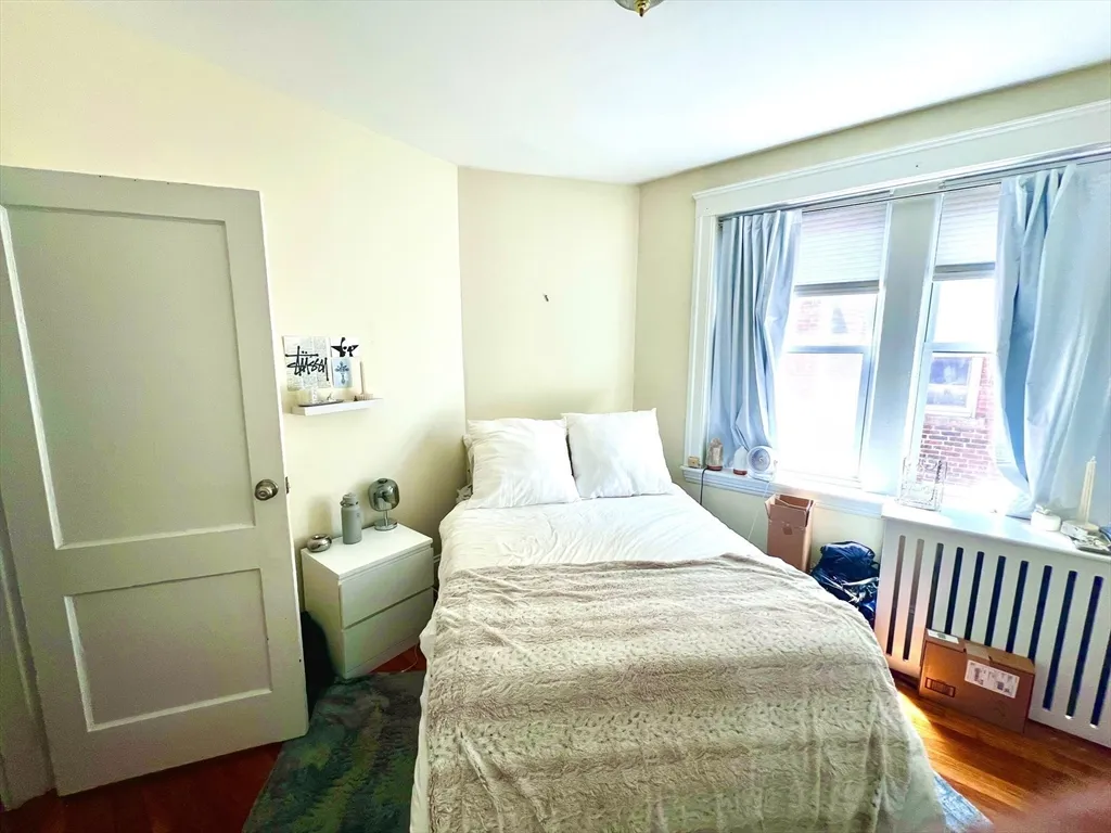 235 Freeman St, North Brookline