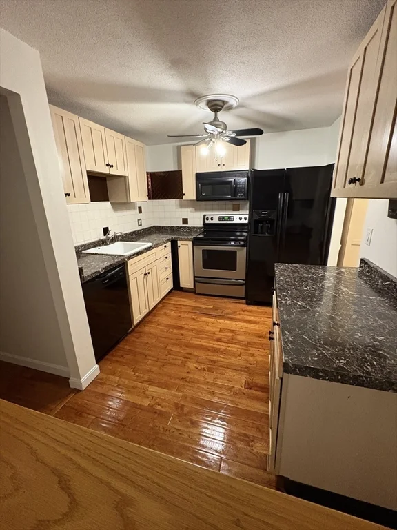 64 Carter St, Newburyport