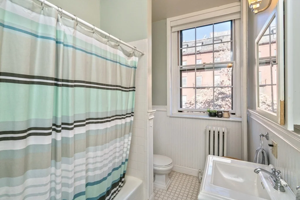 77 Marlborough St, Back Bay