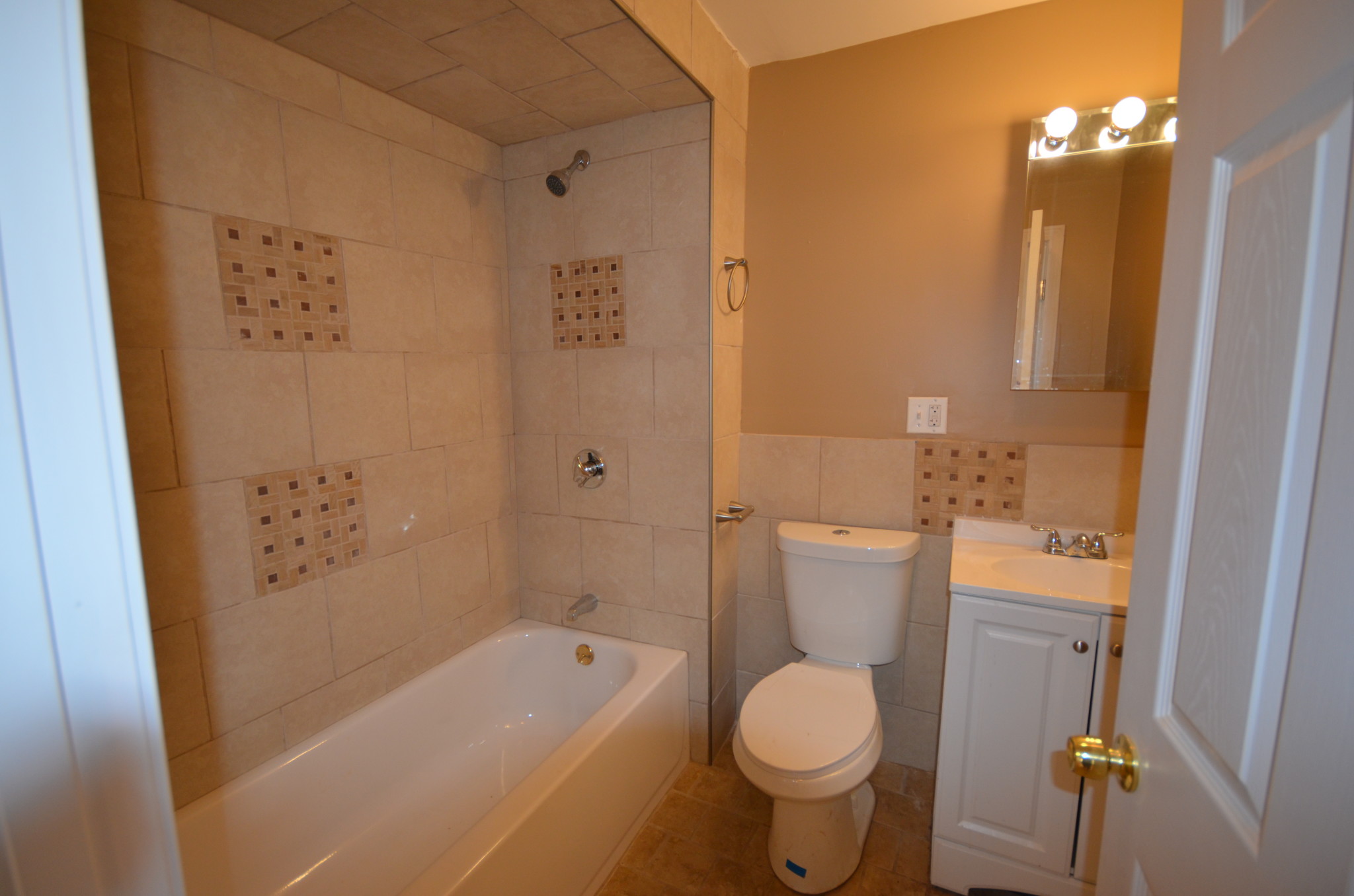 16 Chelsea St, East Boston